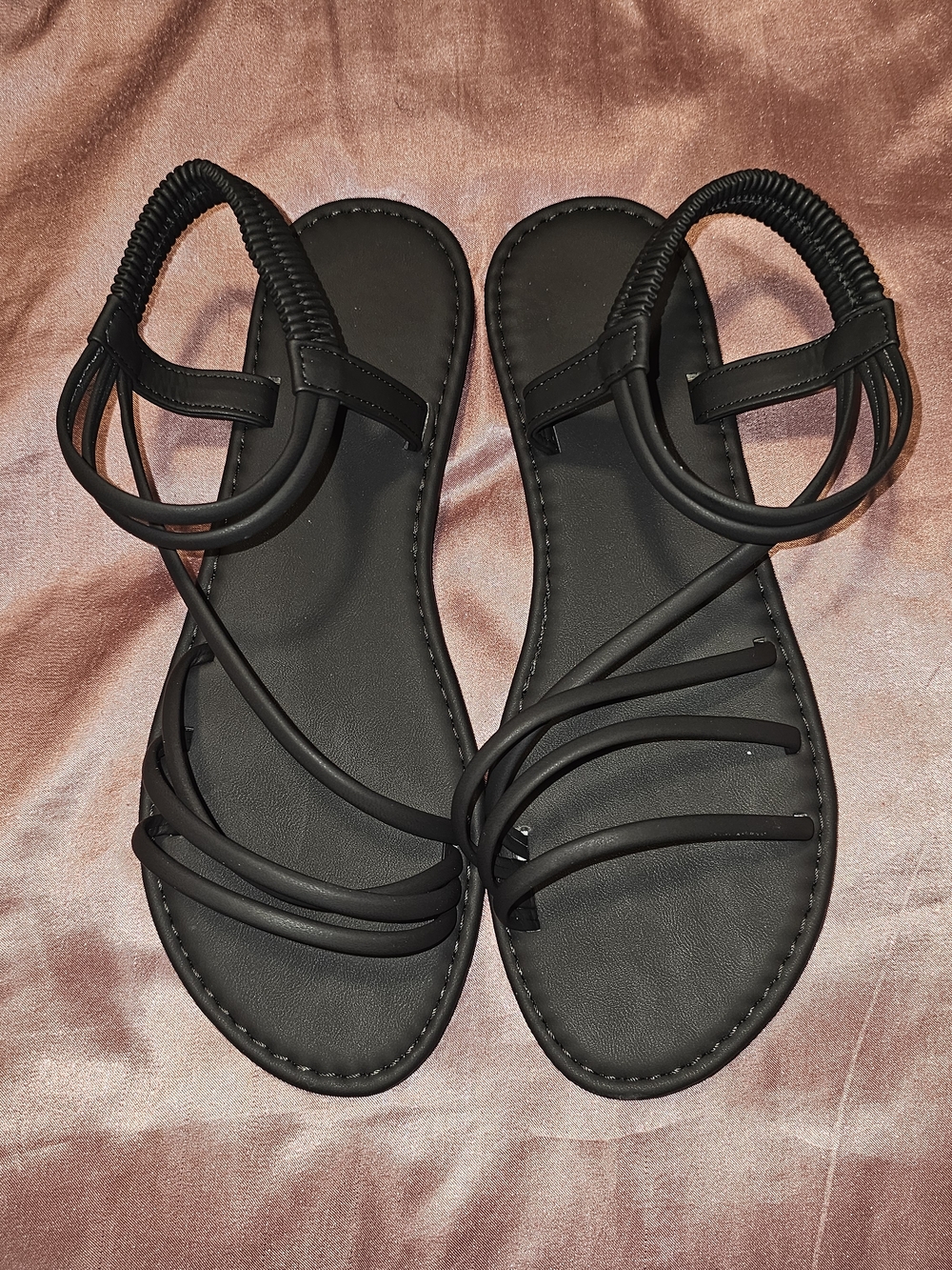 SHEIN Black Multi-Strap Elastic Back Sandals - Picture 2 of 3